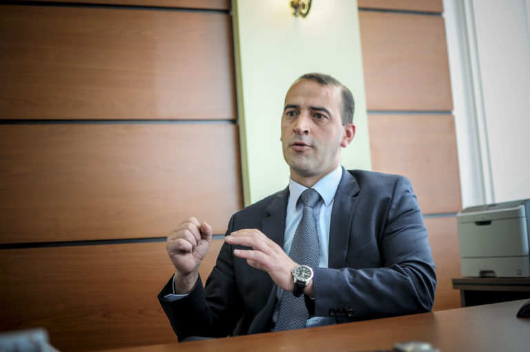 Haradinaj e pyet VV-në: A po shkojmë në zgjedhje