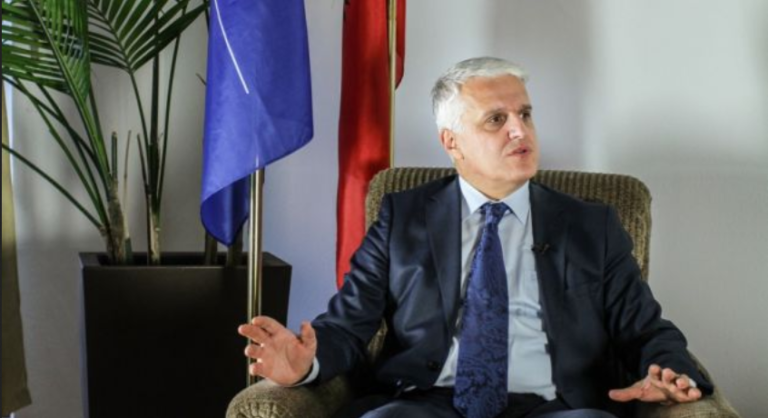 Pandeli Majko: Mospëlqimi i frikacakëve është lavdia e trimave Kosova ime!
