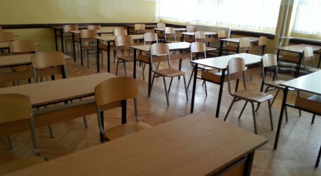 Hapen shkollat e mbyllura në Kamenicë, vjen reagimi i ish-kryetarit