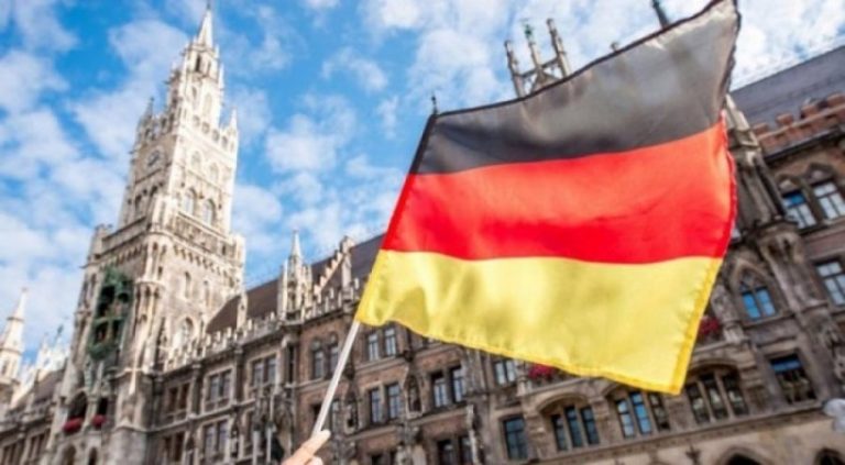 Më 1 janar pritet të hyjë në fuqi ligji gjerman për fuqinë punëtore – ambasadat në Prishtinë dhe Tiranë përgatiten për fluks kërkuesish të vizave