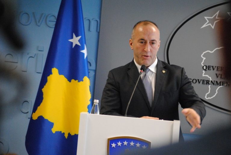 Ramush Haradinaj e ‘godet’ LDK-në e VV-në: E përdorin reciprocitetin për t’u fshehur nga heqja e taksës