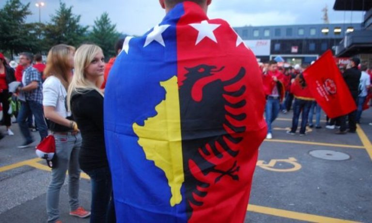 Ekskluzive- kosovarët votojnë kundër bashkimit kombëtar me Shqipërinë