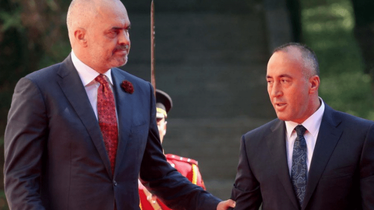 Rama godet keq Haradinajn: I la kosovarët pa viza, kishte ofertën e Macron dhe Merkel