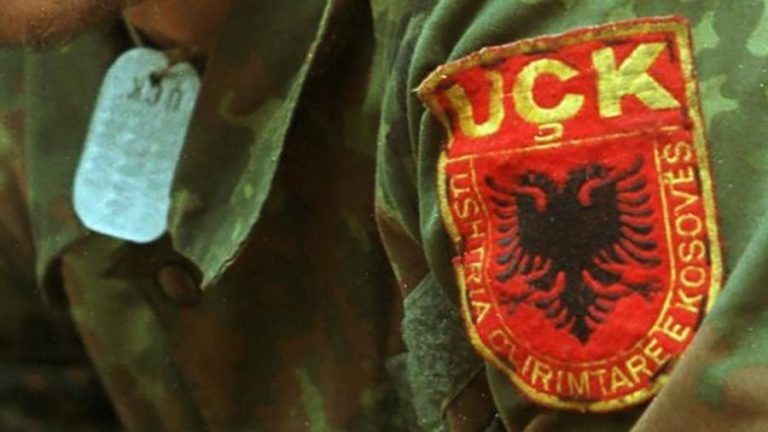Shokon eksperti i sigurisë: Brenda UÇK-së kanë vepruar 140 spiunë të stërvitur nga Serbia