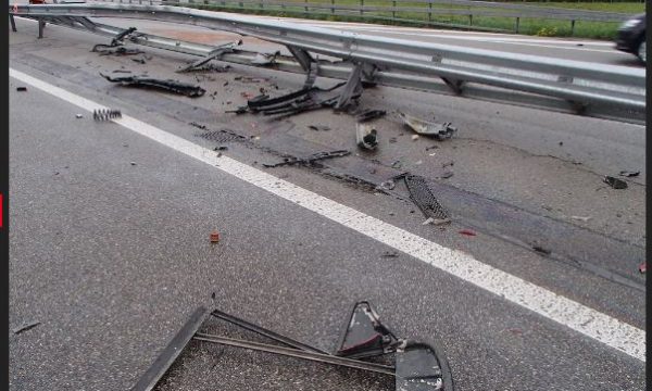 Një kosovar humb drejtimin në autostradën e Zvicrës, shiko pamjet