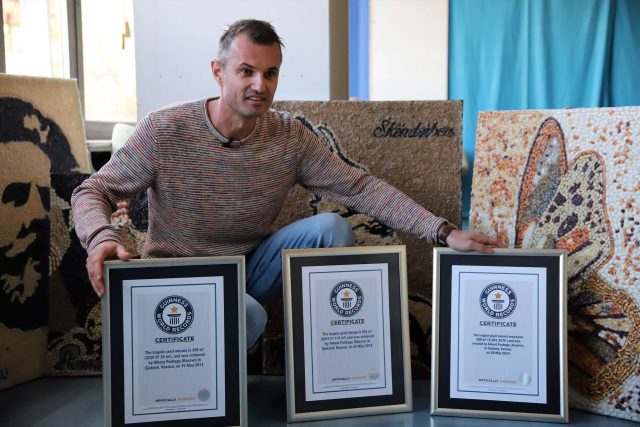 Hyri tri herë në Librin e Rekordeve Guinness, por injorohet nga institucionet e Kosoves (VIDEO)