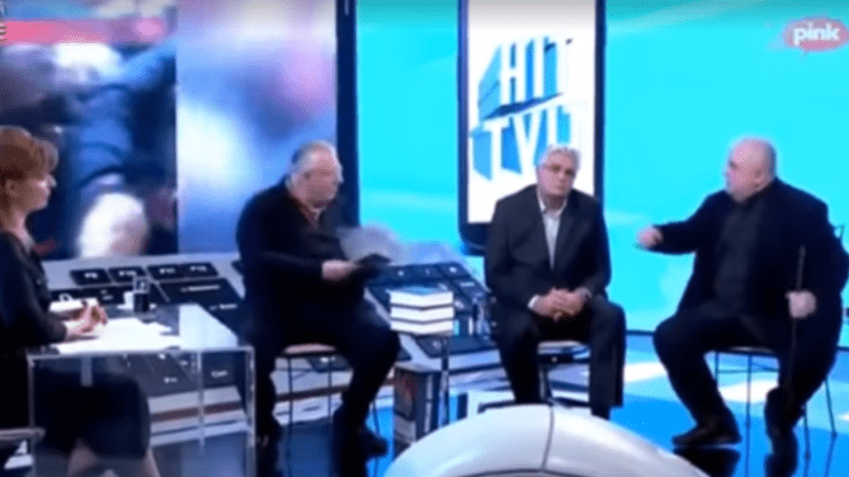 Eskalon debati: Nenad Çanak gati sa nuk rrahet me kriminelin Sheshel në studio televizive