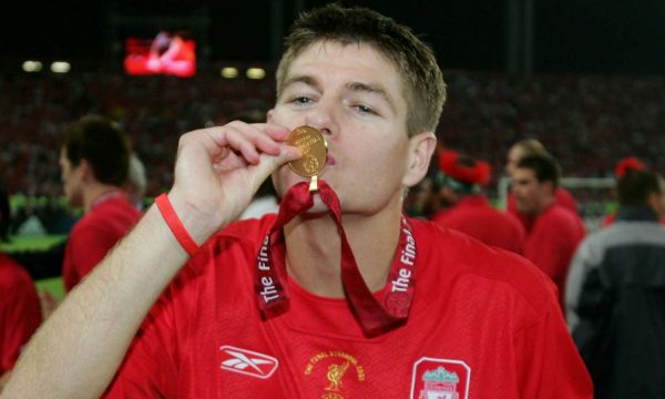 A mund ta transferojë Liverpooli Gerrardin vetëm sa për t’ia dhënë një medalje të Premierligës