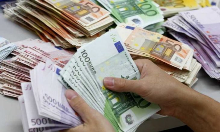 Bllokohet pasuria e dy fajdexhinjve në Pejë, dhe mbi 50 mijë euro në llogaritë bankare