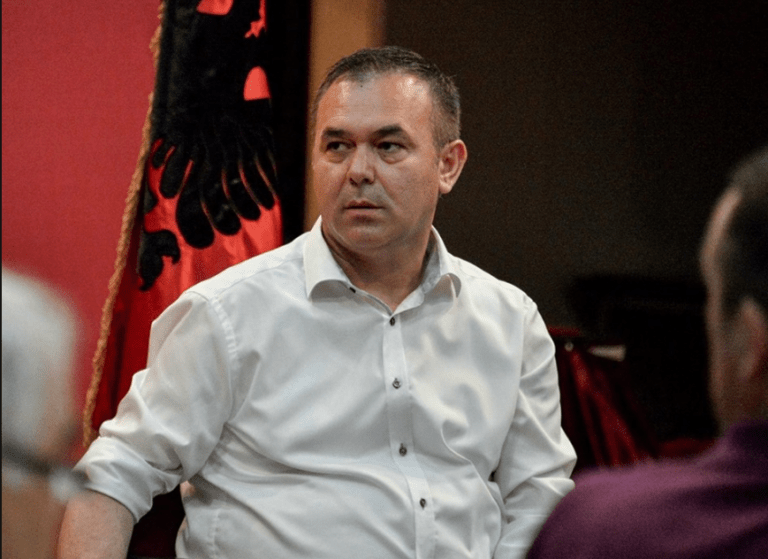 Rexhep Selimi në Hagë, Gjykata Themelore në Prishtinë urdhëron policinë ta gjejë atë