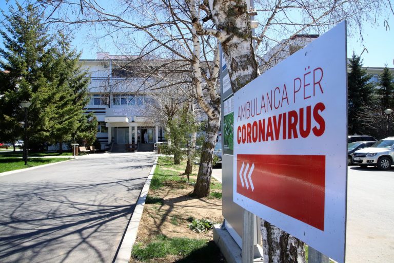 Epidemiologu kosovar: Koronavirusi do jetë më i butë nëse paraqitet prapë në vjeshtë