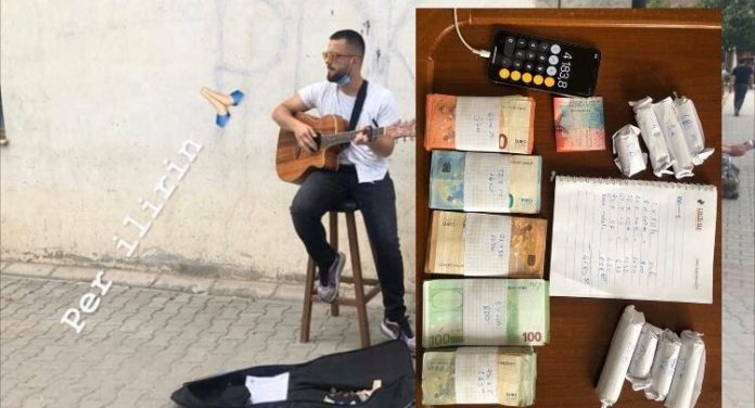Këngëtari nga Gjilani për 3 orë në qendër të qytetit mbledhë 4183 euro për Ilir Behlulin
