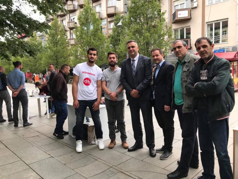 Bajqinovci nënshkruan peticionin për zgjedhje, i uron shërim të shpejtë Veron Hasanit i cili u sulmua nga truprojat e Thaçit