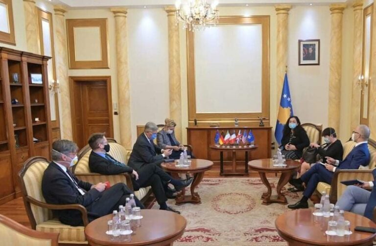 Osmani në takim me ambasadorët e QUINT-it, diskutohet për zhvillimet e fundit politike