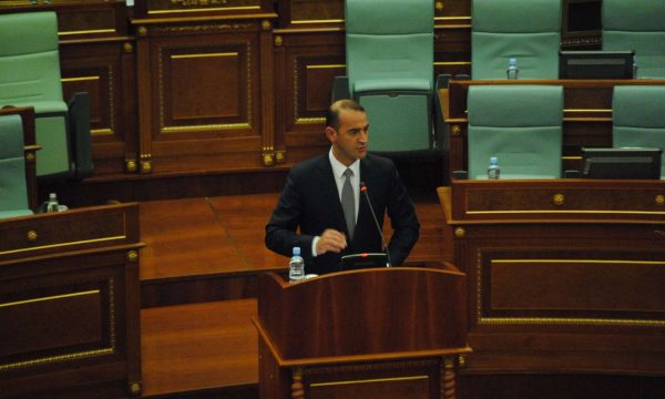 Daut Haradinaj Hotit: Trajtoje seriozisht partnerin e koalicionit