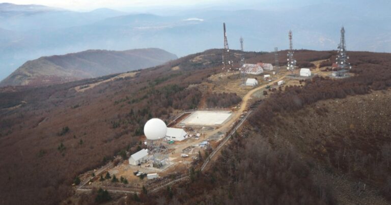 Shqipëria instalon radar të ri 3D, e mbulon tërë hapësirën ajrore të Kosovës dhe të Serbisë qendrore