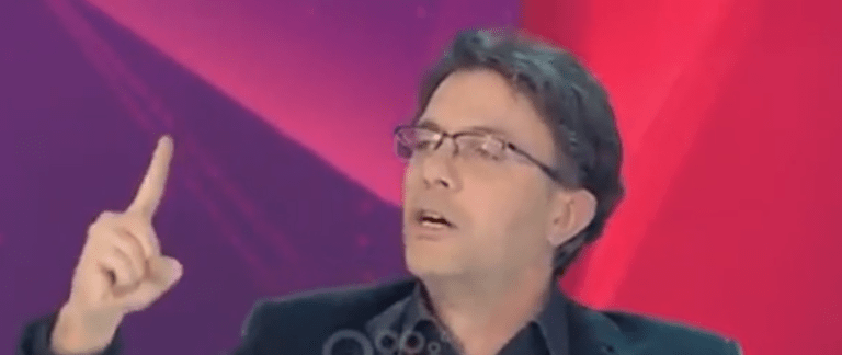 Analisti shqiptar i dehur në studio, shikoni si flet: Kosova nuk ekziston