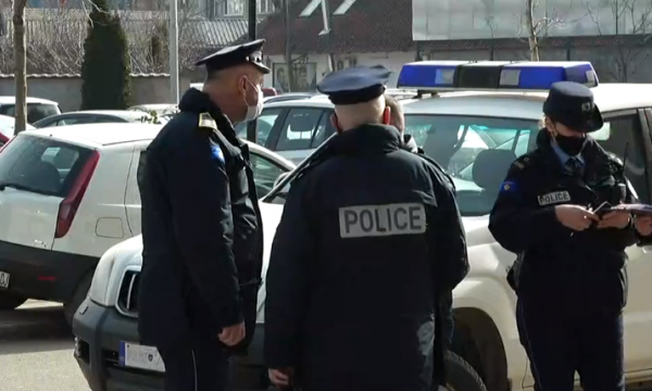 Suspendohen dy policë të Kosovës, dyshohet se u përfshinë në aktivitete politike