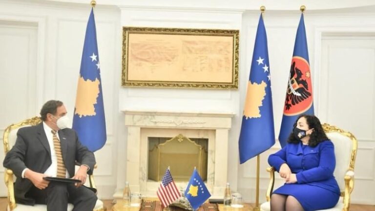 Përfaqësuesi i SHBA’ve takohet me Osmanin: Për ne, sovraniteti i Kosovës është i pacenueshëm
