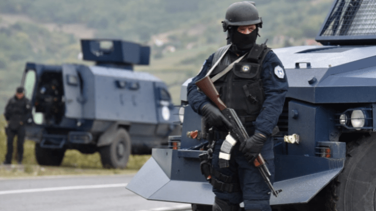 Gazeta serbe “Kurir” shkruan për një aksion të madh të policisë së Kosovës në Veri