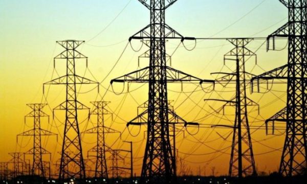 Shqipëria merr vendim, do ta ndihmojë Kosovën më 31 dhjetor dhe 1 janar me energji elektrike