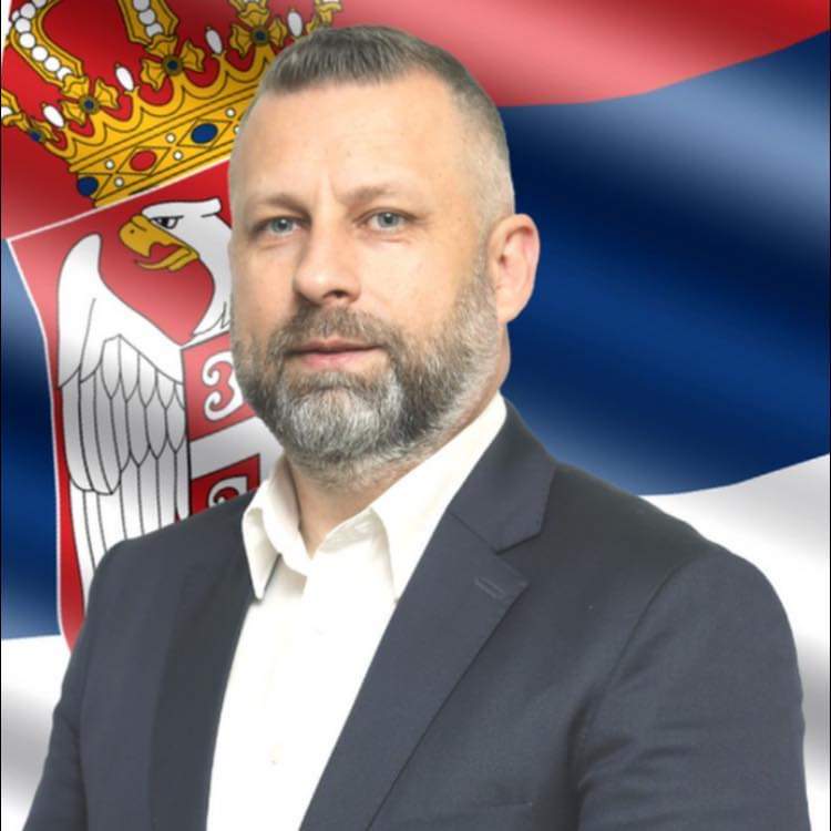 Jevtiqi “nxehet” pas deklaratës së Gjilasit se Lista Serbe është parti kriminale