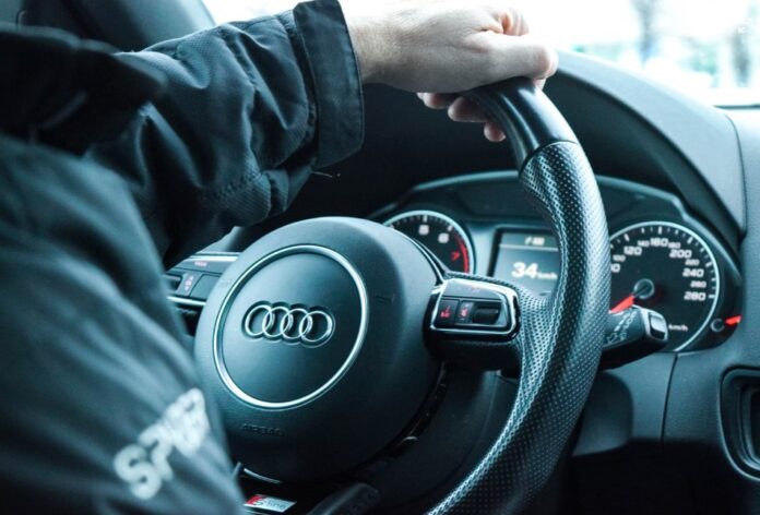 Studimi: Mashtruesit vozisin Audi