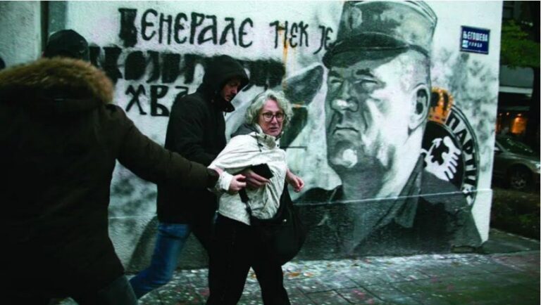 Brenda Beogradit ja sa murale ka krimineli i luftës Ratko Mladiç!!