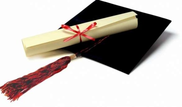 Tronditëse, kolegjet private në Kosovë bënë ‘masakër’ me diploma