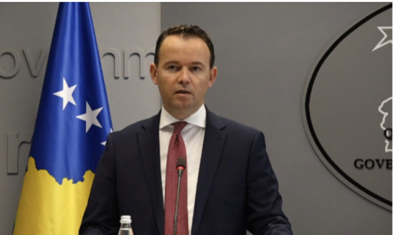 Ministri Peci: Kemi mungesë stafi pas arrestimeve në Ministrinë e Bujqësisë