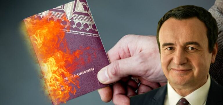 Mitrovicasi e djeg pasaportën e Suedisë, pret liberalizimin e vizave nga Kurti (VIDEO)
