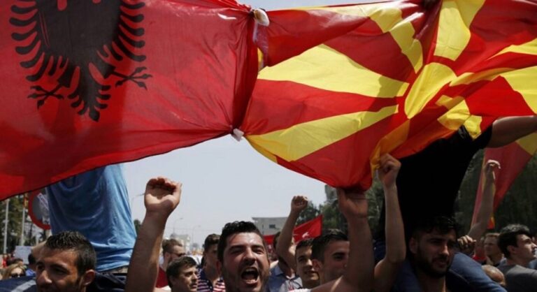 Lajmi i mirë: Shqiptarët e Maqedonisë së Veriut do të shkruajnë për herë të parë vetë historinë e tyre