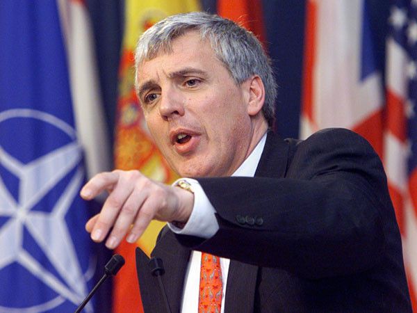 Ish-zëdhënësi i NATO-s Jamie Shea: Kosova duhet të anëtarësohet në NATO