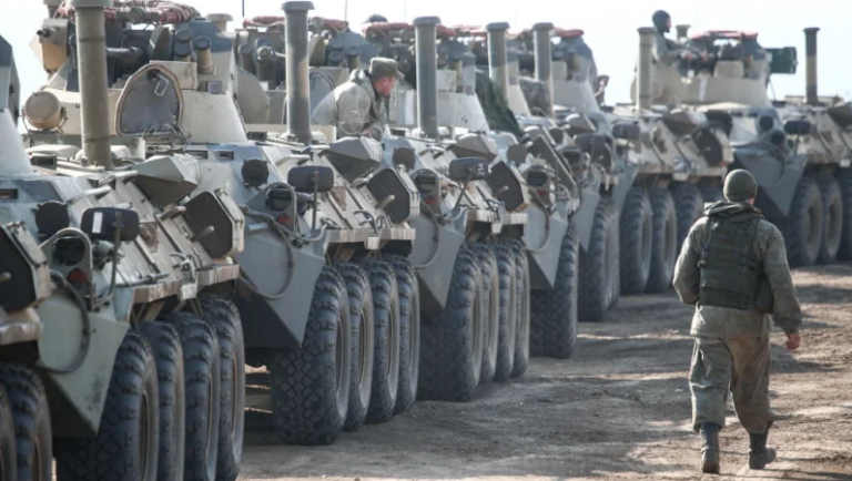 ‘Mbi 80 tonë armatim vdekjeprurës’: Ndihmë tjetër ushtarake amerikane sapo mbërriti në Ukrainë