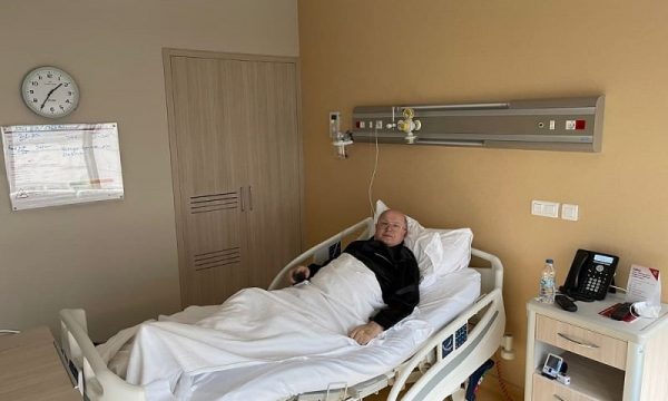 Ramiz Kelmendi përfundon në spital jashtë vendit pas infektimit me COVID-19