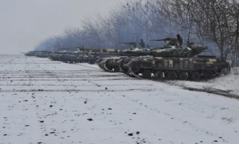 S’ka shumë shpresë për shmangien e luftës, SHBA-ja dërgon municion në Ukrainë