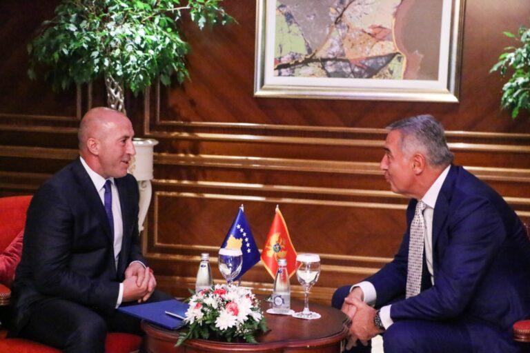 Haradinaj takohet me Gjukanoviq: Kufiri do të demarkohet me korrigjim në sektorët e caktuar