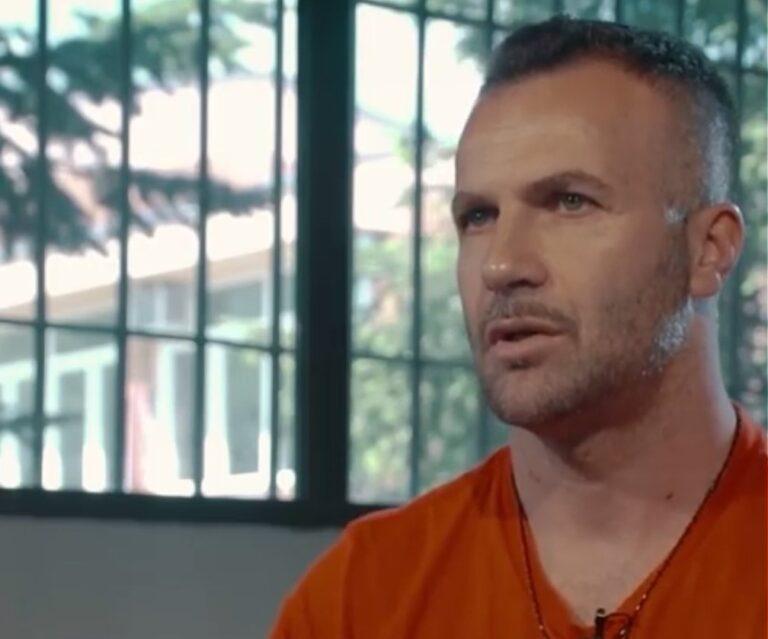 “Ia rrëmbeva kaIIashnikovin”, I burgosuri nga Drenica tregon si e eliminoi ushtarin rus në moshën 14-vjeçare