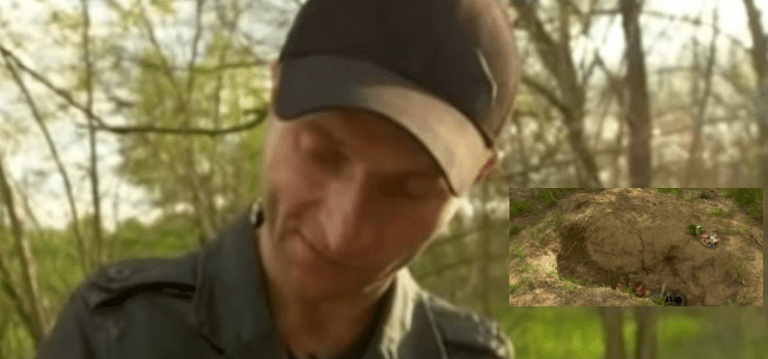 E pazakontë: Ushtarët rusë e qëIIuan dhe e varrosën, i riu nga Ukraina “ringjaIIet” dhe del nga varri (VIDEO)
