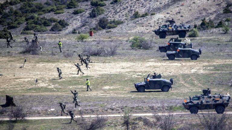 “Iriqi” i NATO-s, operacioni stërvitor më i madh në 30 vitet e fundit, simulon një sulm të Rusisë