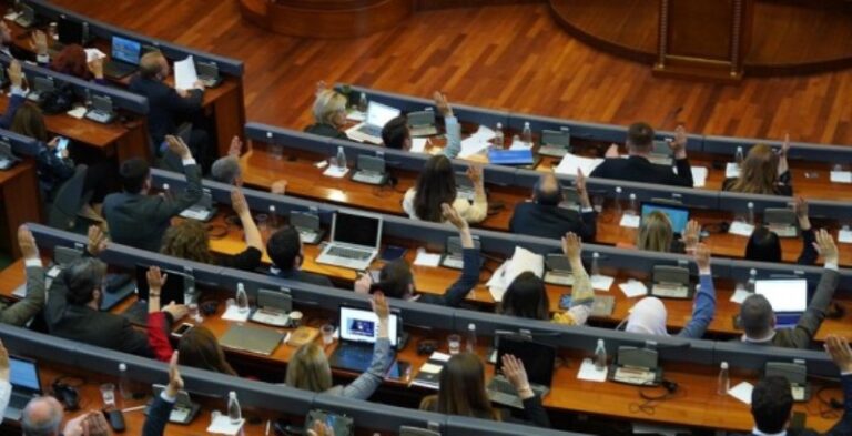 Ky është deputeti i VV që refuzon ta votojë Ligjin që nuk ua rritë pensionin veteranëve të Iuftës