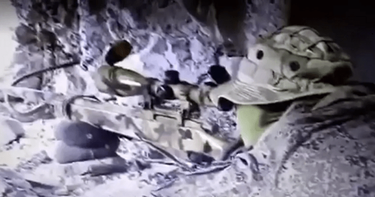 VIDEO/ Përballje mes snajperstit ukrainas dhe atij rus, ja kush triumfon në fund