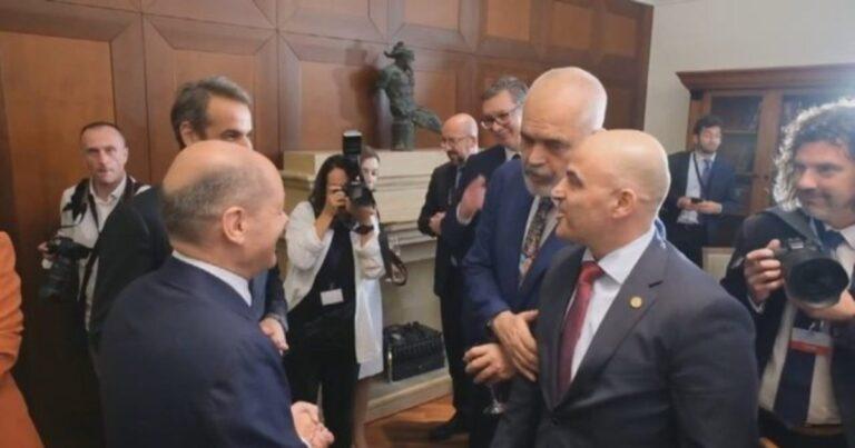 Humori i Ramës me Kovaçevskin/ Rajoni ‘zgjohet në këmbë’ kërkohet dorëheqja