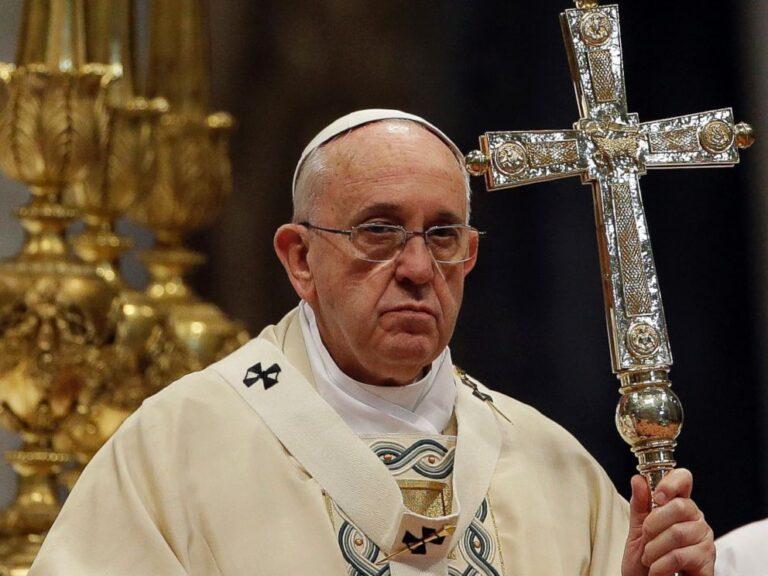Papa Françesku: Lufta e Tretë Botërore është shpaIIur