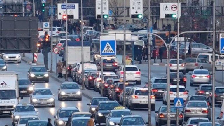 A do të lejohet importi i veturave mbi 10 vjet, Hysen Durmishi i jep vulë qendrimit të qeverisë