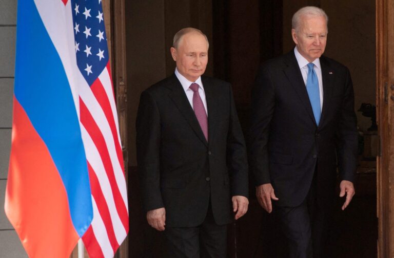 Kremlini jep ‘dritën jeshile’: Gati për negociata mes Biden dhe Putin, nëse SHBA pranon