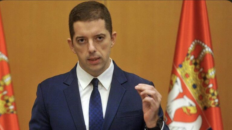 Kjo është videoja me persona të armatosur në Veri, Gjuriq: Inskenim i shqiptarëve
