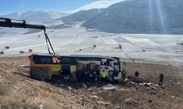 Aksidentohet një autobus, 8 të vdekur, 35 të Iënduar